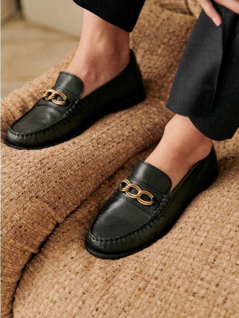 Sézane Vicky Loafers in Smooth Black FR 38 / US 7